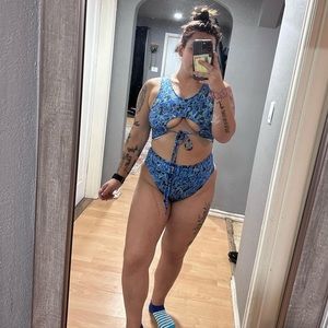 Rage Bratz 2 piece set